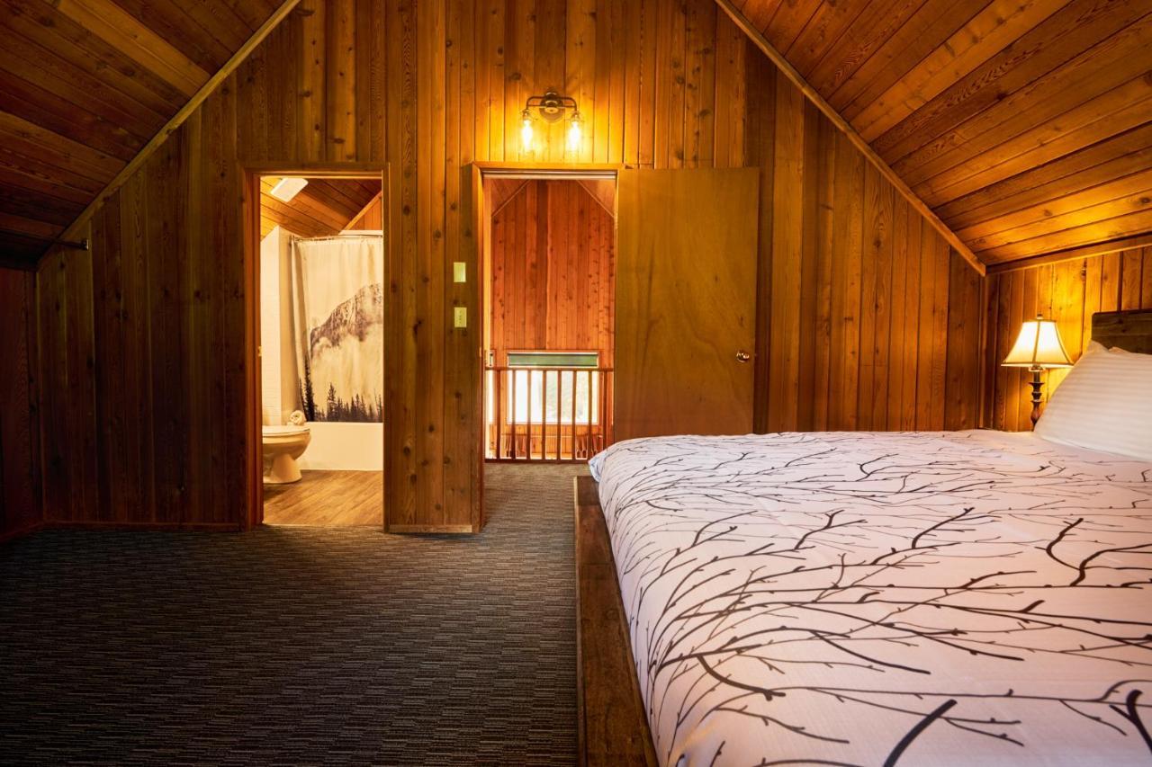 Banff Gate Mountain Resort Канмор Экстерьер фото