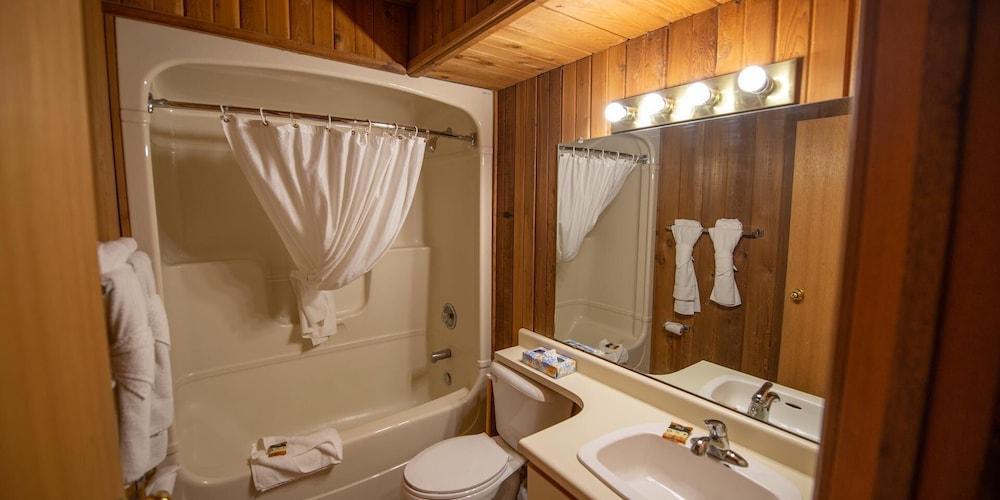 Banff Gate Mountain Resort Канмор Экстерьер фото
