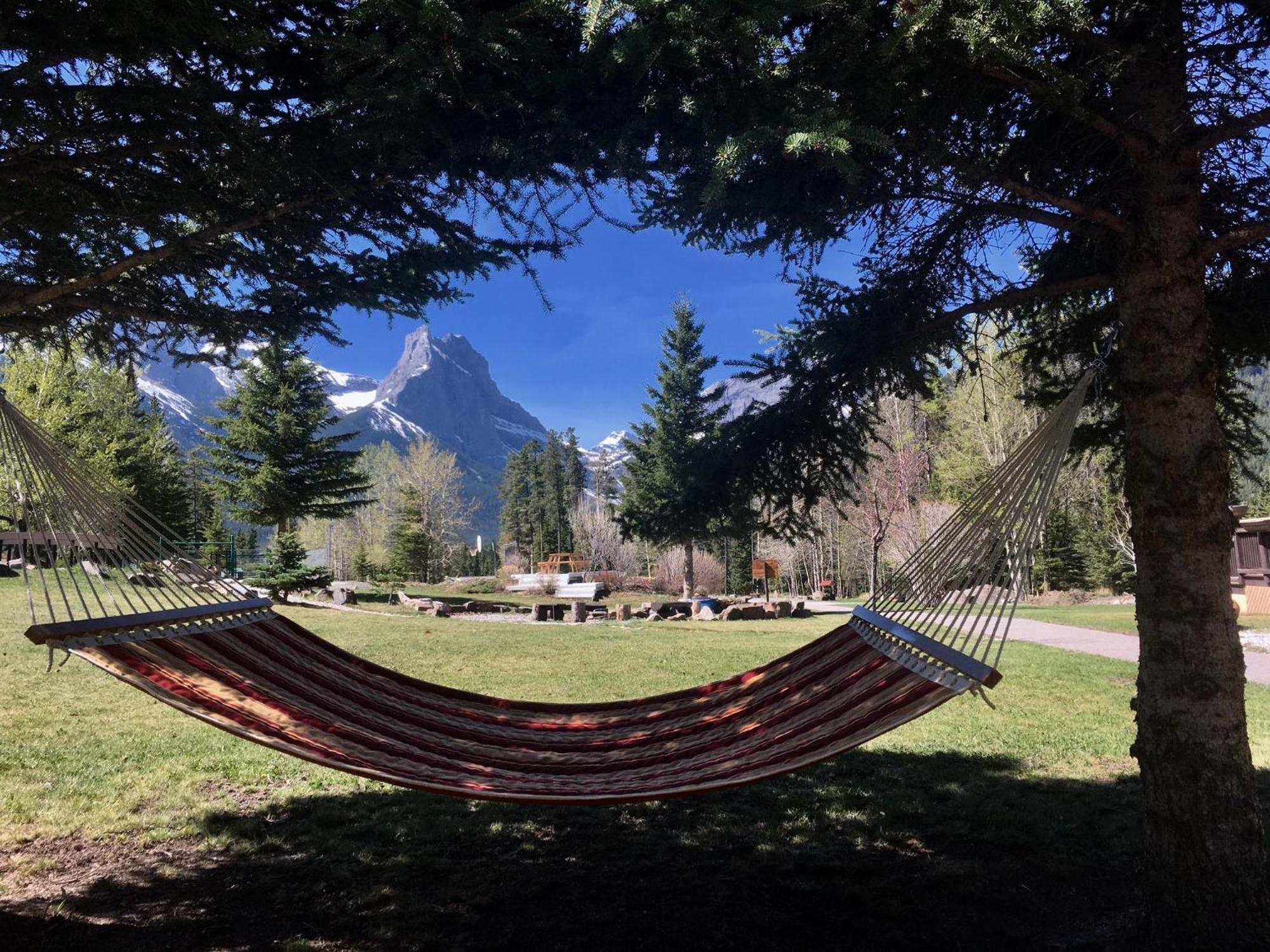 Banff Gate Mountain Resort Канмор Экстерьер фото