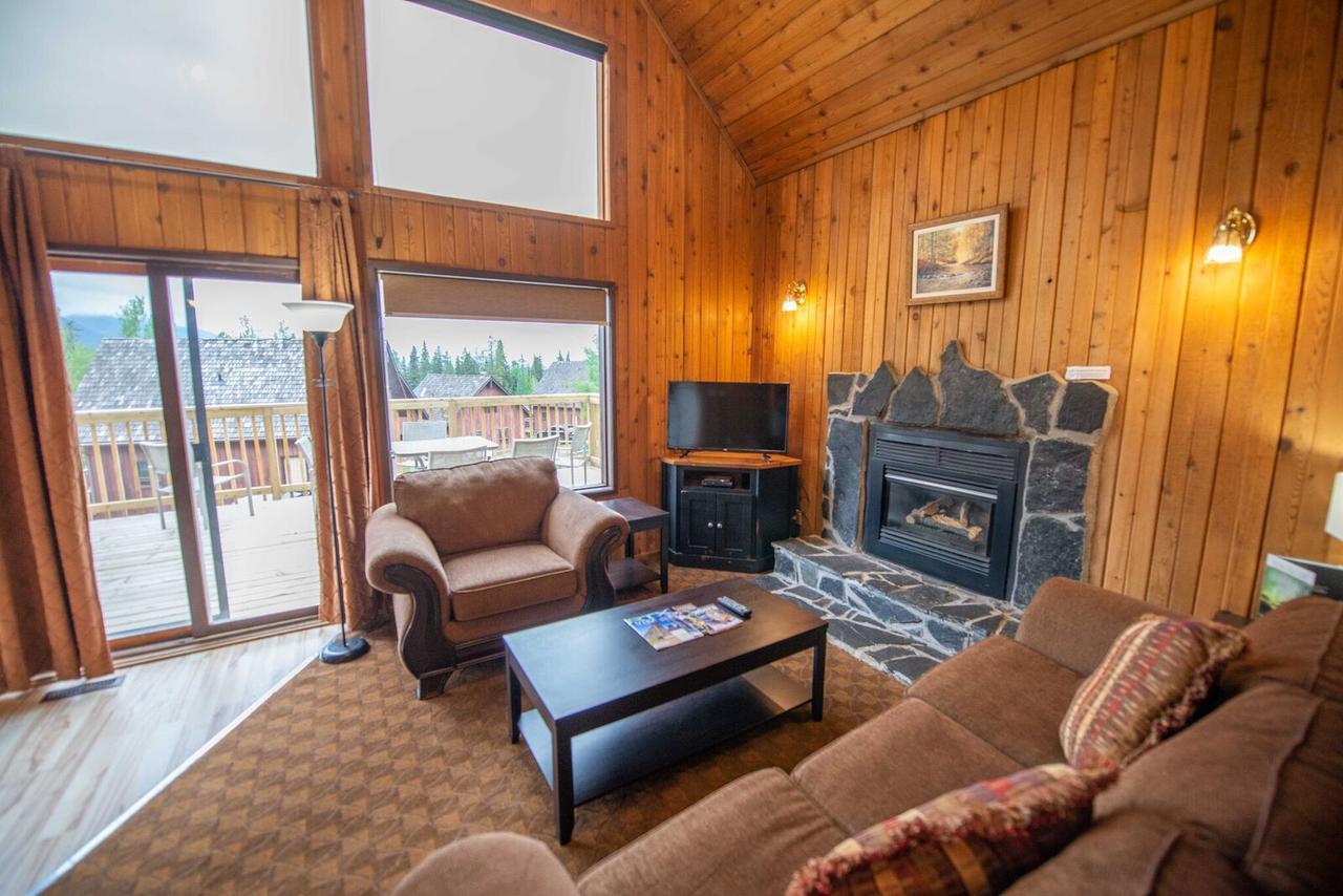 Banff Gate Mountain Resort Канмор Экстерьер фото